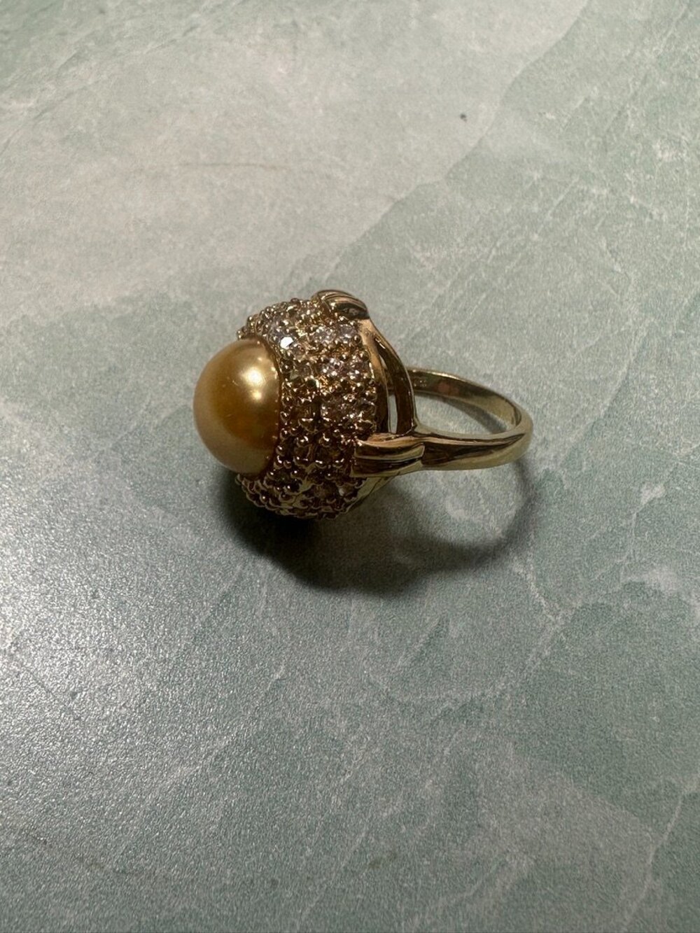 Vintage Uncas Cream Faux Pearl Dome Cocktail Ring Size 5.5 Gold Tone Hardware
